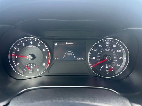 Used 2024 Kia Forte LXS image 9