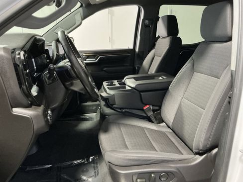 Used 2024 Chevrolet Silverado 1500 LT AWD/4WD image 14