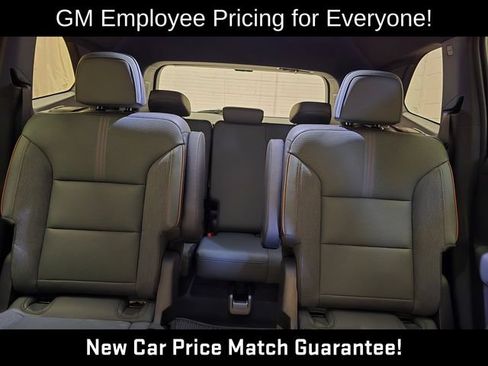 New 2026 GMC Acadia AT4 w/ Luxury Package AWD/4WD image 28