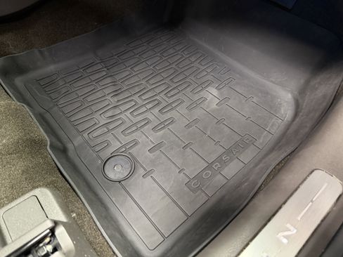 Used 2023 Lincoln Corsair Reserve w/ Equipment Group 201A image 23