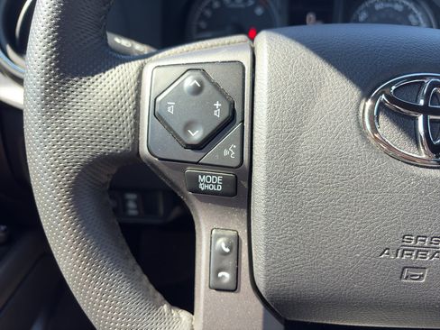 Used 2023 Toyota Tacoma TRD Off-Road w/ Technology Package AWD/4WD image 24
