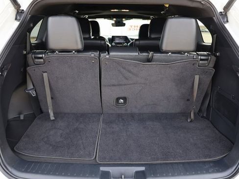 Certified 2021 Toyota Highlander XSE image 15