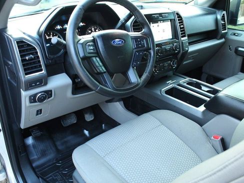 Used 2017 Ford F150 XLT w/ Equipment Group 302A Luxury RWD image 11