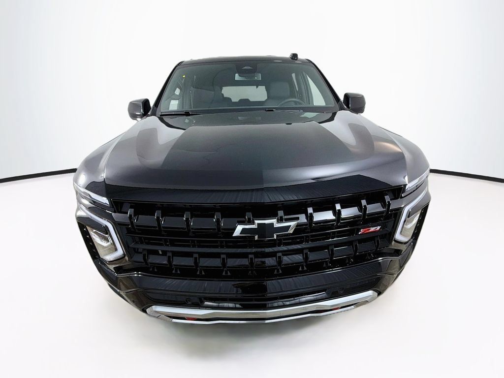 New 2026 Chevrolet Tahoe Z71 w/ Comfort Package AWD/4WD image 2