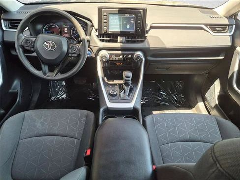 Certified 2021 Toyota RAV4 XLE AWD/4WD image 16