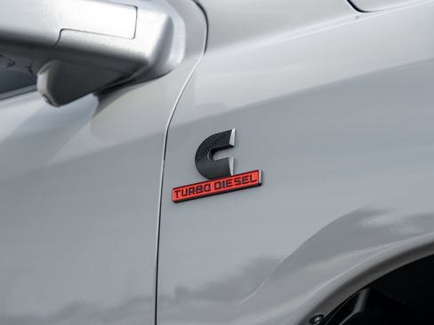 Used 2026 RAM 2500 Laramie w/ Night Edition image 24