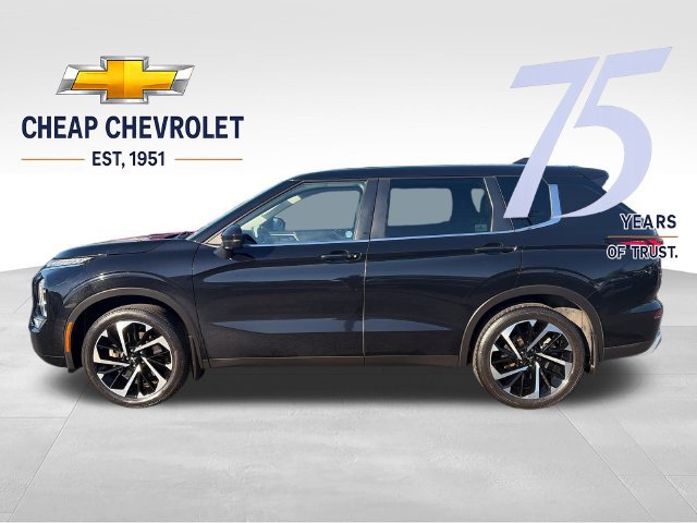 Used 2022 Mitsubishi Outlander SE AWD/4WD image 2