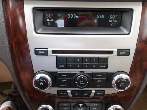 Used 2012 Ford Fusion SEL FWD image 13