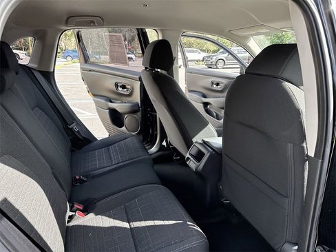 Used 2024 Honda HR-V LX image 34