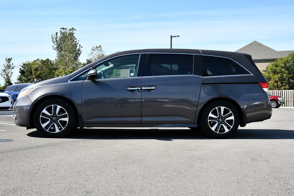 Used 2016 Honda Odyssey Touring Elite image 6