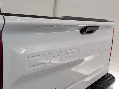 Used 2025 Chevrolet Silverado 1500 W/T w/ WT Value Package image 14