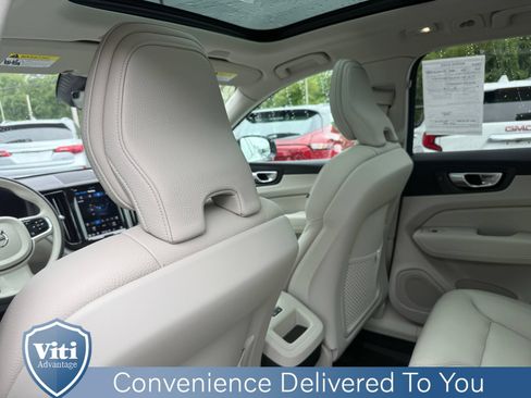 Used 2024 Volvo XC60 B5 Plus w/ Protection Package Premier AWD/4WD image 20