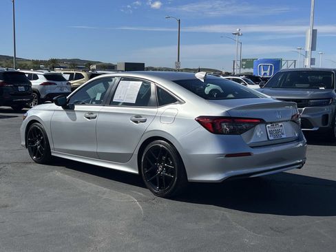 Certified 2025 Honda Civic Sport image 3