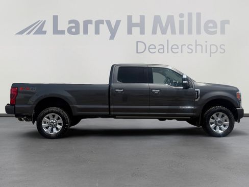 Used 2019 Ford F350 Platinum w/ Platinum Ultimate Package AWD/4WD image 6