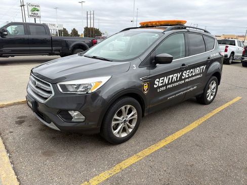 Used 2018 Ford Escape SE AWD/4WD image 14