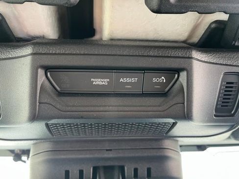 Certified 2025 Jeep Wrangler Unlimited Rubicon w/ Convenience Group AWD/4WD image 23