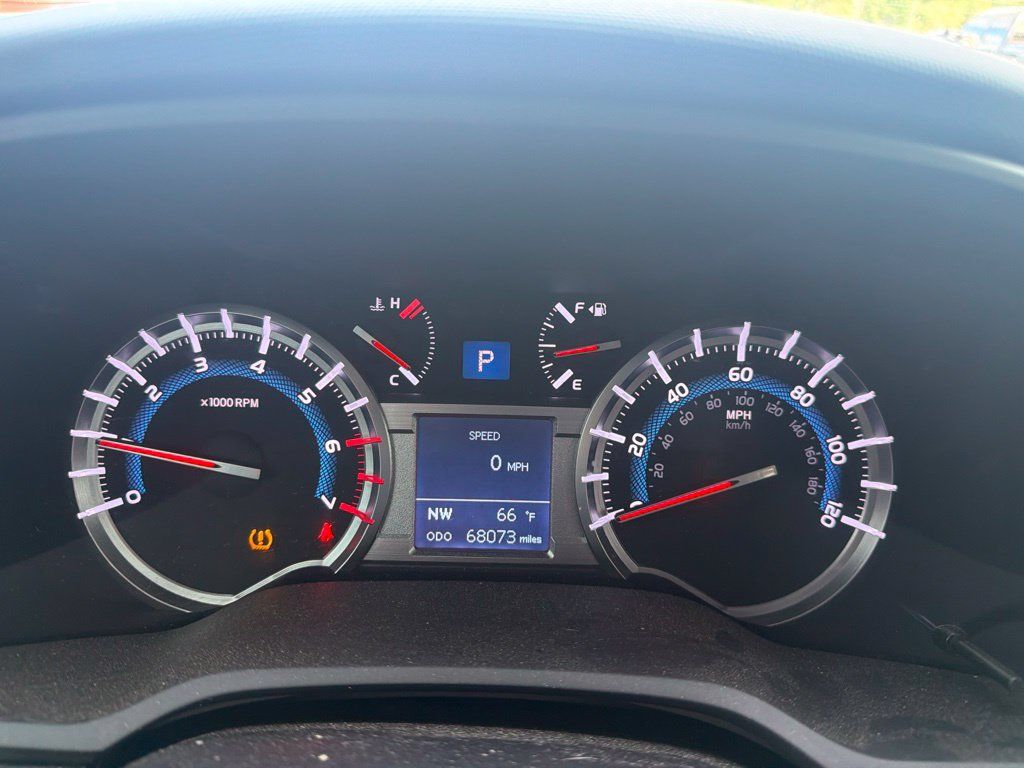 Used 2019 Toyota 4Runner Limited AWD/4WD image 20