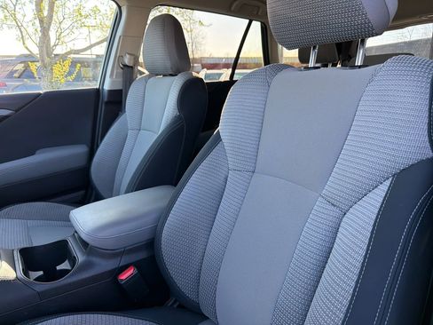 Used 2024 Subaru Outback Premium AWD/4WD image 19