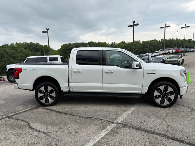 Used 2022 Ford F150 Lightning Platinum AWD/4WD image 8