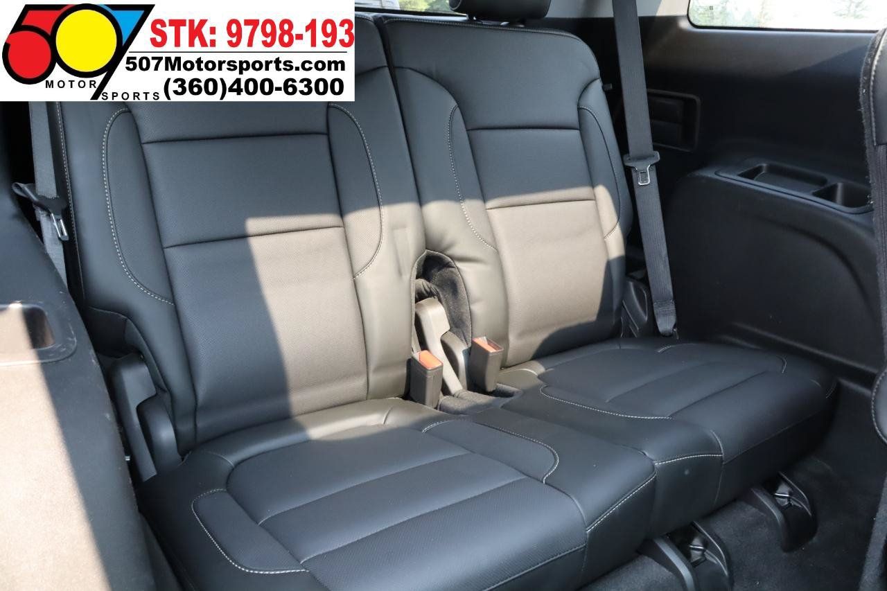 Used 2017 GMC Acadia SLT AWD/4WD image 15