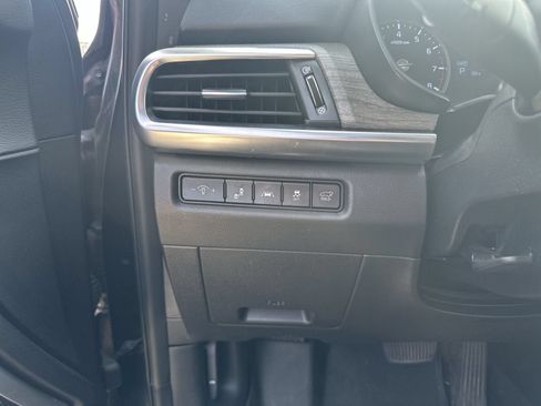 Used 2021 Kia Telluride EX w/ EX Premium Package AWD/4WD image 18
