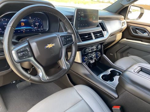 Used 2024 Chevrolet Tahoe LT AWD/4WD image 21