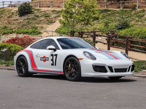 Used 2019 Porsche 911 Carrera GTS image 14