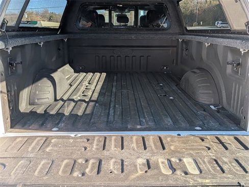 Used 2021 Ford F450 Platinum w/ Camper Package image 31