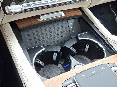 Used 2025 Mercedes-Benz GLS 450 4MATIC image 21