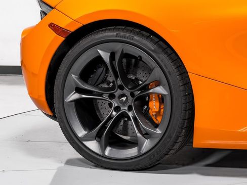 Used 2023 McLaren 720S Spider image 50