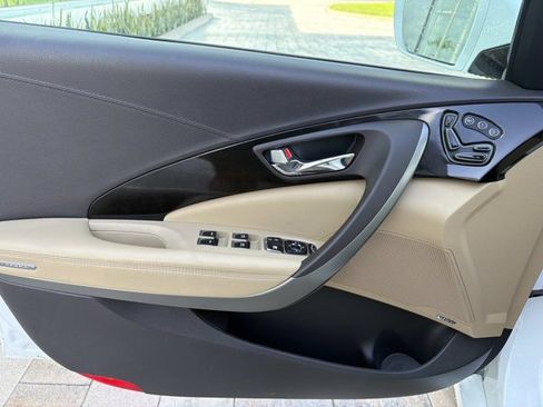 Used 2016 Hyundai Azera Limited FWD image 8