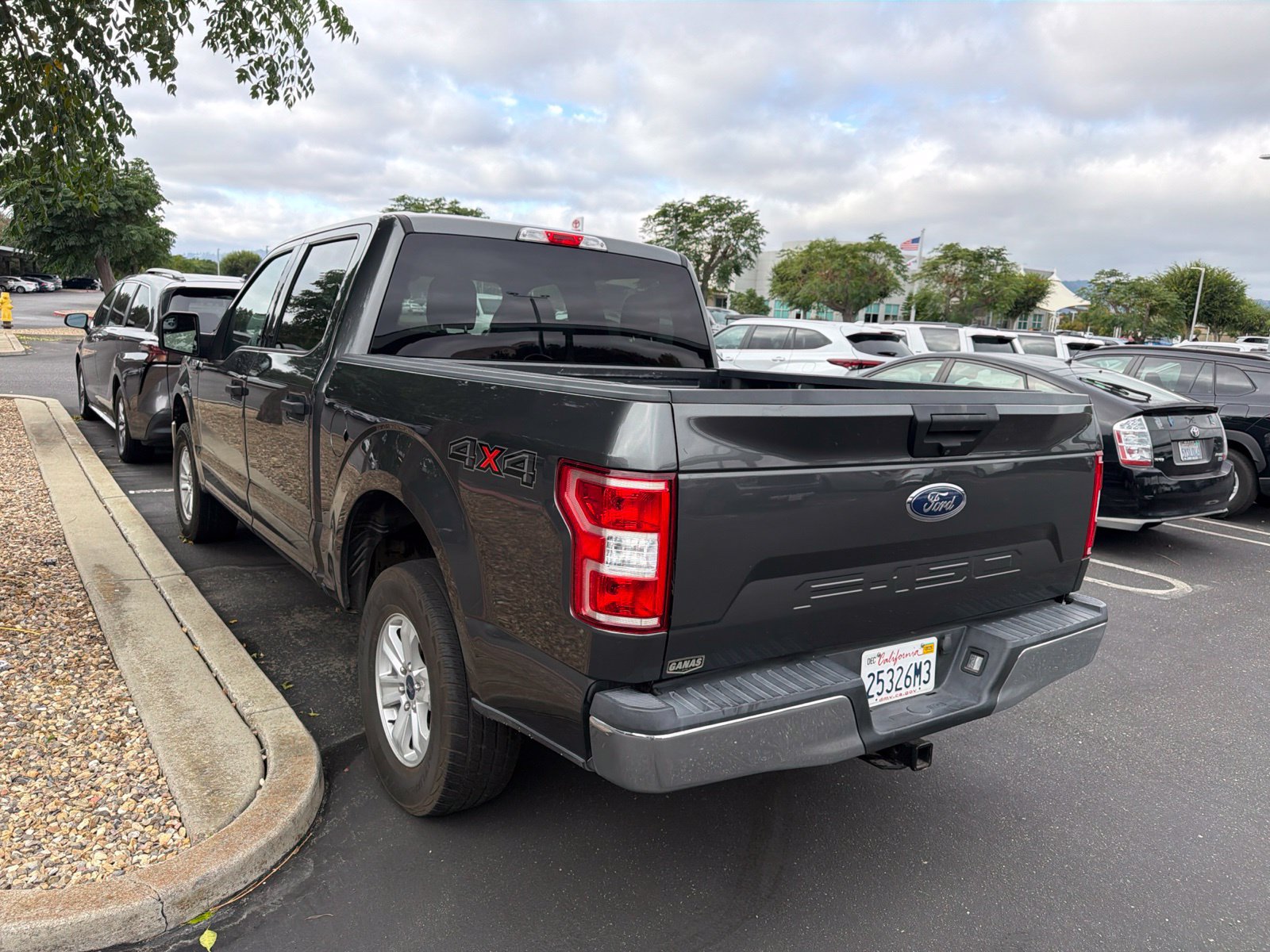 Used 2020 Ford F150 XLT AWD/4WD image 3