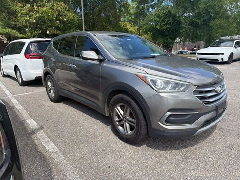 Used 2018 Hyundai Santa Fe Sport image 3