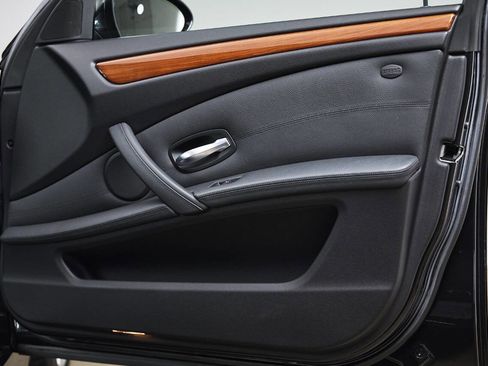 Used 2008 BMW M5 image 79