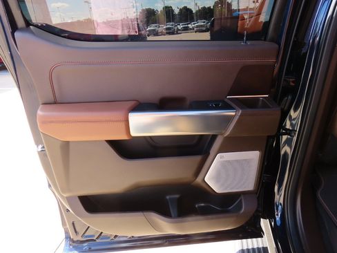 Used 2025 Ford F150 King Ranch w/ FX4 Off-Road Package image 19