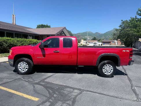 Used 2013 GMC Sierra 3500 W/T w/ Snow Plow Prep Package AWD/4WD image 2