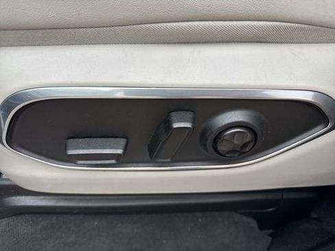 Used 2024 Jeep Wagoneer Series III image 13