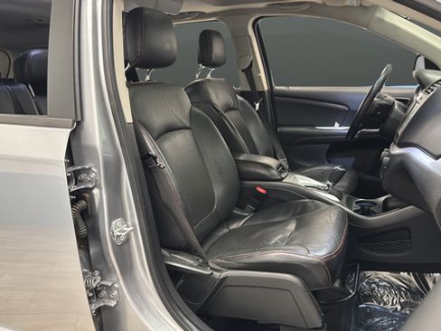 Used 2018 Dodge Journey GT w/ Nav & Sun Group AWD/4WD image 25