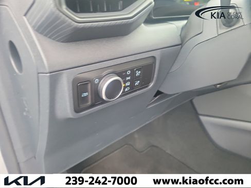 Used 2025 Ford Mustang GT RWD image 17