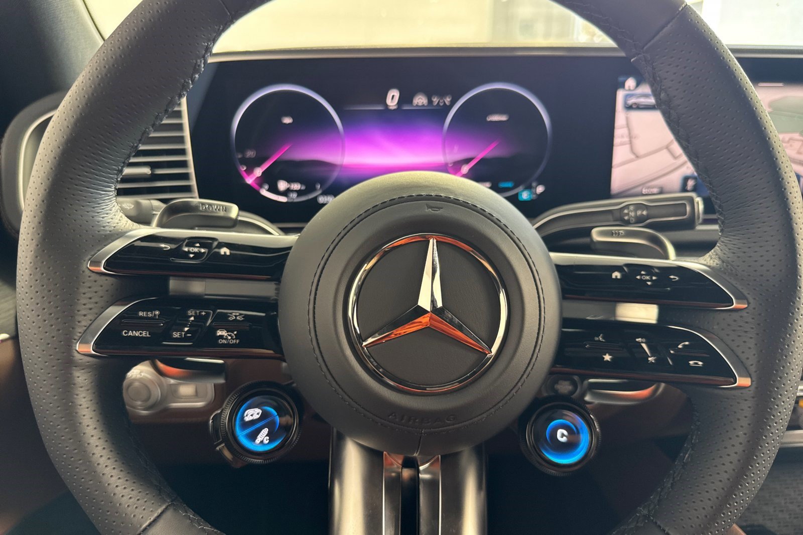 New 2026 Mercedes-Benz GLE 53 AMG 4MATIC Coupe image 15