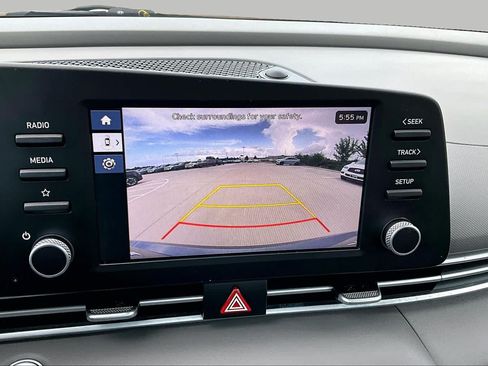 Used 2025 Hyundai Elantra Sport FWD image 25