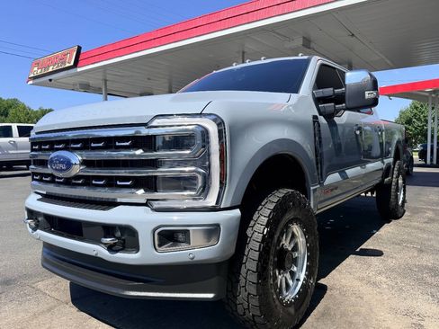 Used 2024 Ford F250 Platinum AWD/4WD image 19
