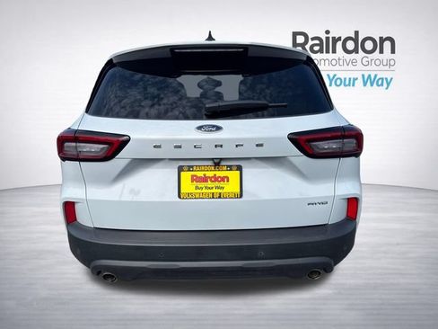 Used 2025 Ford Escape ST-Line w/ Tech Pack #1 AWD/4WD image 6