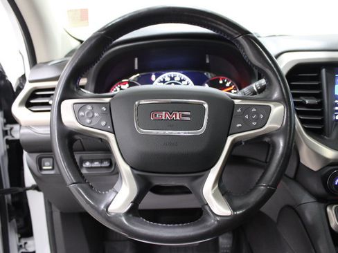 Used 2021 GMC Acadia Denali w/ Denali Technology Package AWD/4WD image 38