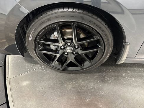 Used 2023 Honda Civic Sport image 2