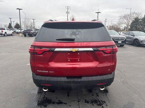 Used 2023 Chevrolet Traverse LT w/ LPO, Floor Liner Package image 7