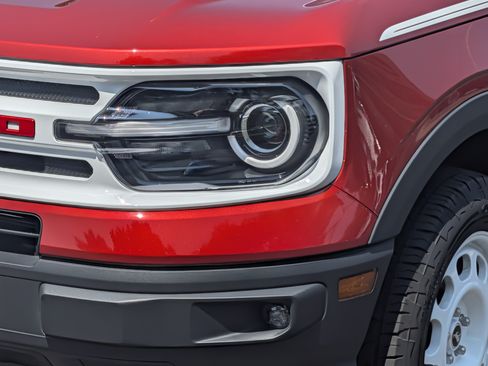 Used 2024 Ford Bronco Sport Heritage w/ Heritage Convenience Package AWD/4WD image 16