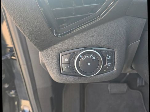 Used 2018 Ford Escape SEL FWD image 19