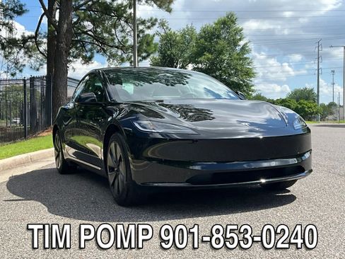 Used 2025 Tesla Model 3 Long Range RWD image 3