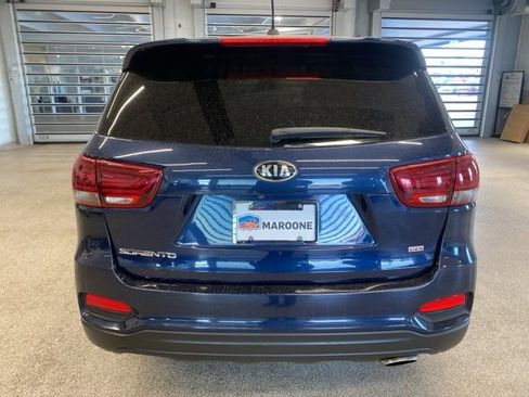 Used 2019 Kia Sorento FWD image 6